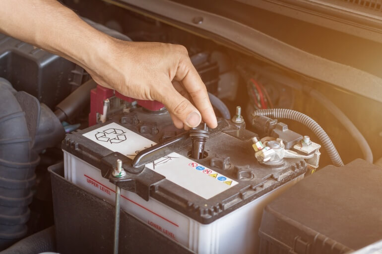 Autobatterie tauschen wechseln Balko Z Werkstatt